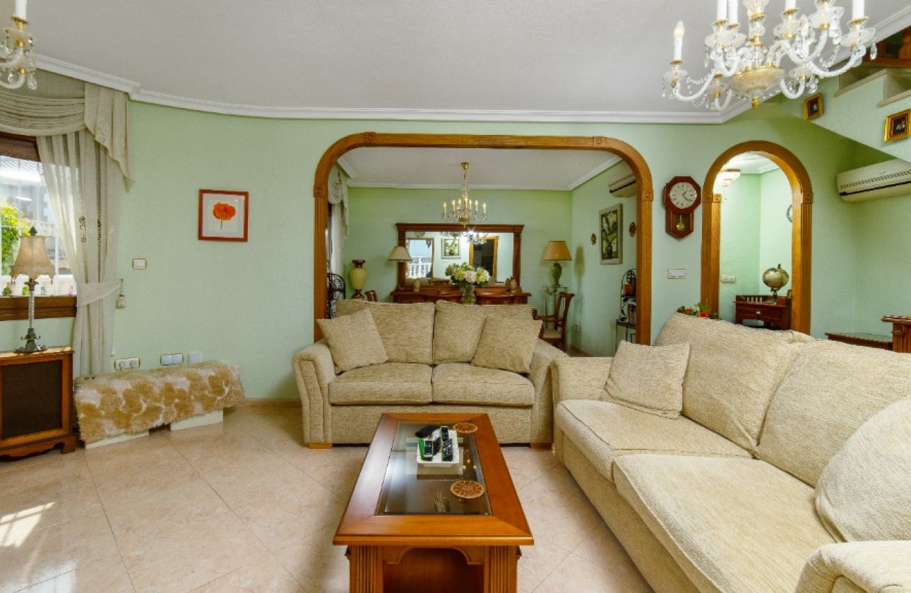 Wiederverkauf - Detached Villa - Orihuela Costa - Los Altos