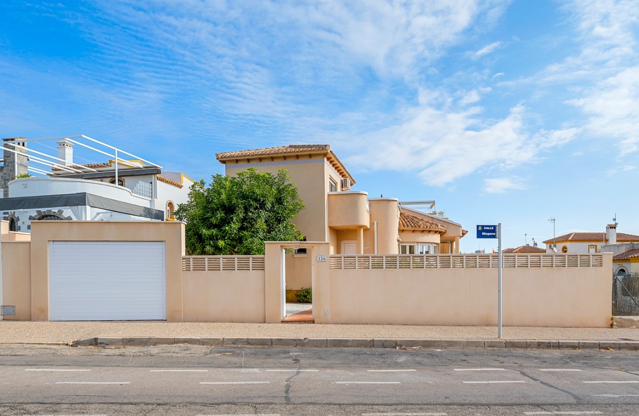 Wiederverkauf - Detached Villa - Orihuela Costa - Los Dolses*