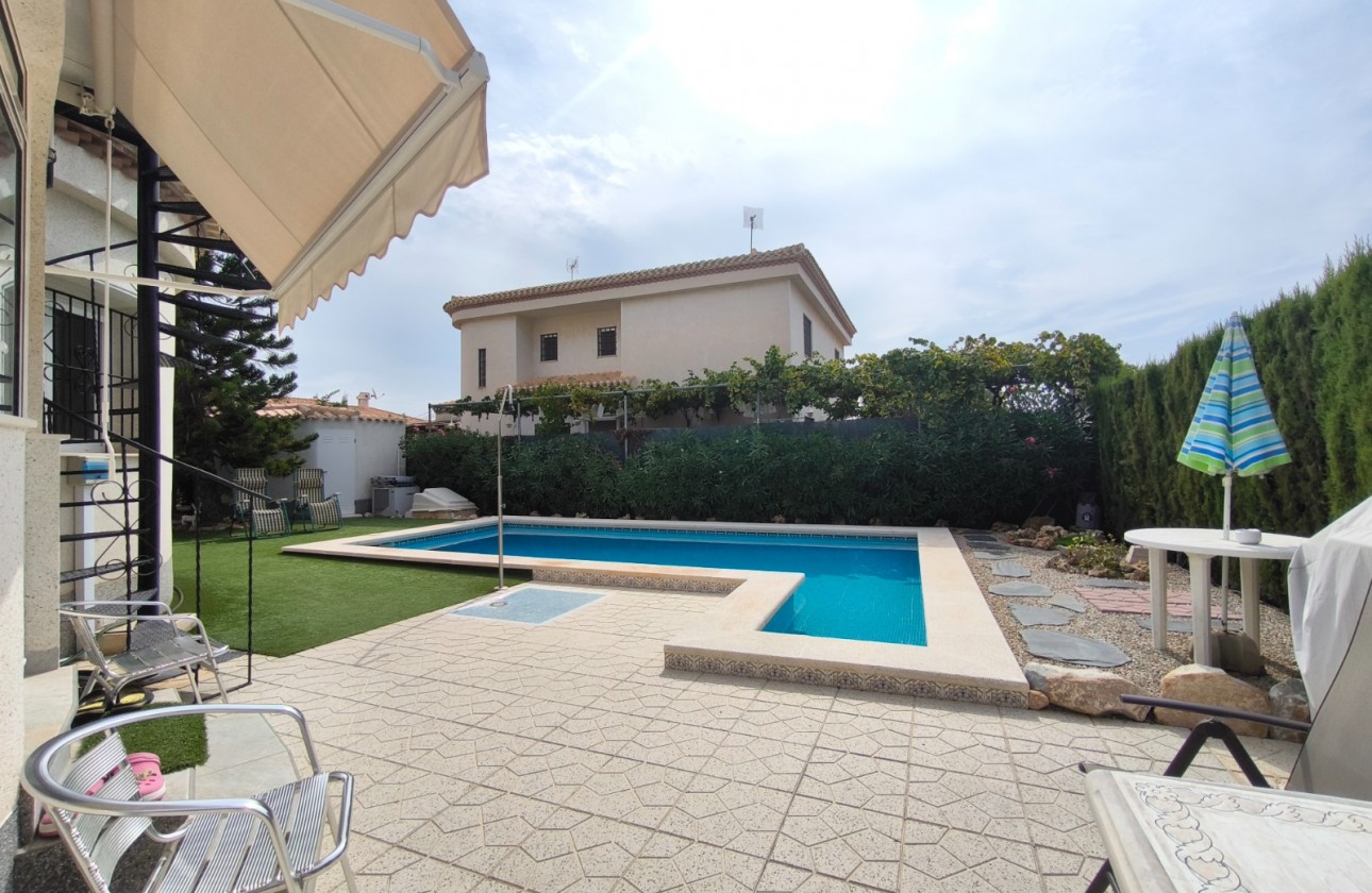 Wiederverkauf - Detached Villa - Orihuela Costa - Playa Flamenca