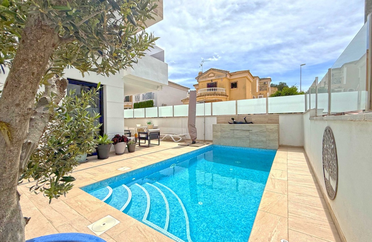 Wiederverkauf - Detached Villa - Orihuela Costa - Villamartín