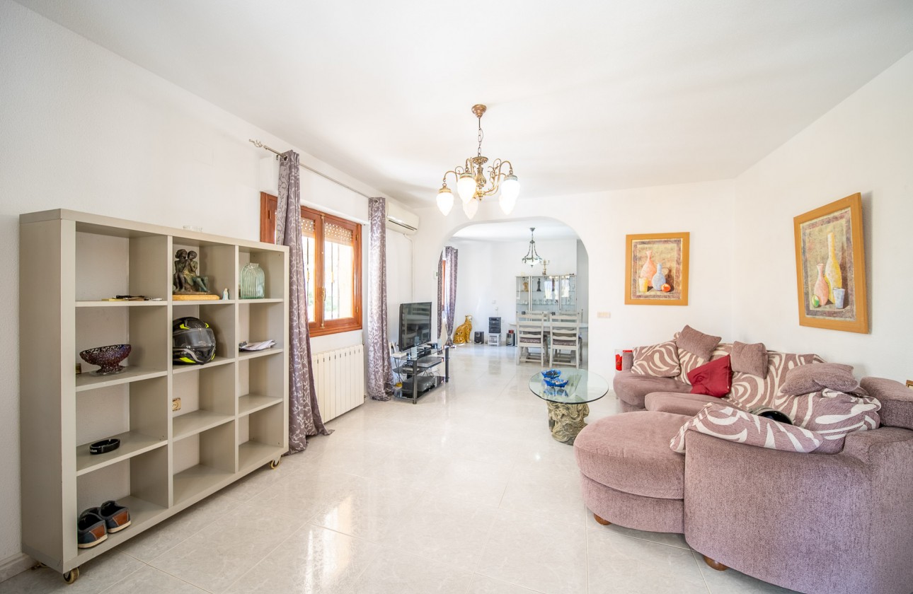 Wiederverkauf - Detached Villa - Orihuela Costa - Villamartín