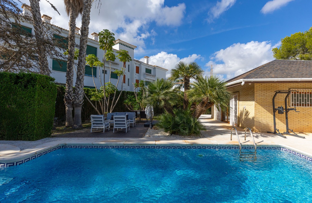 Wiederverkauf - Detached Villa - Orihuela Costa - Villamartín