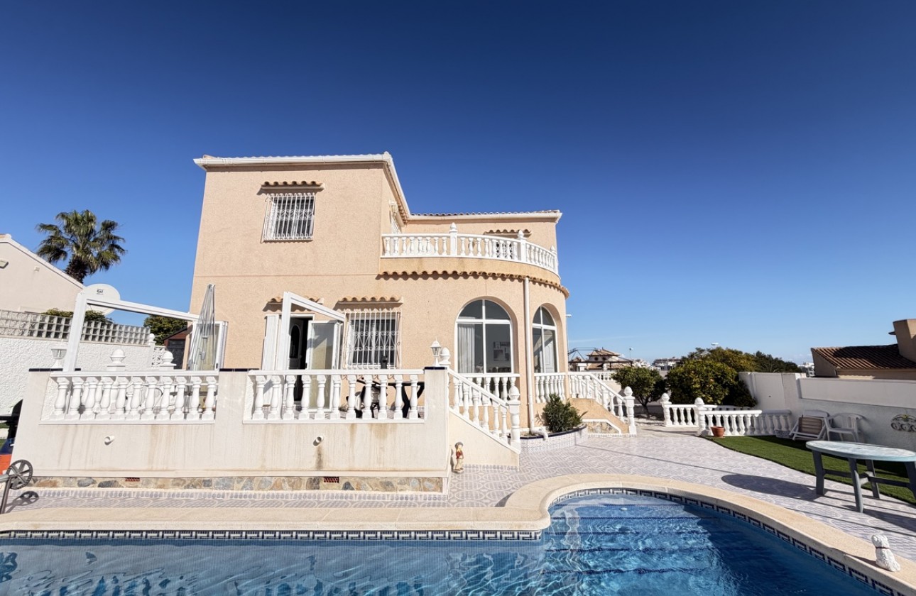 Wiederverkauf - Detached Villa - Orihuela Costa - Villamartín