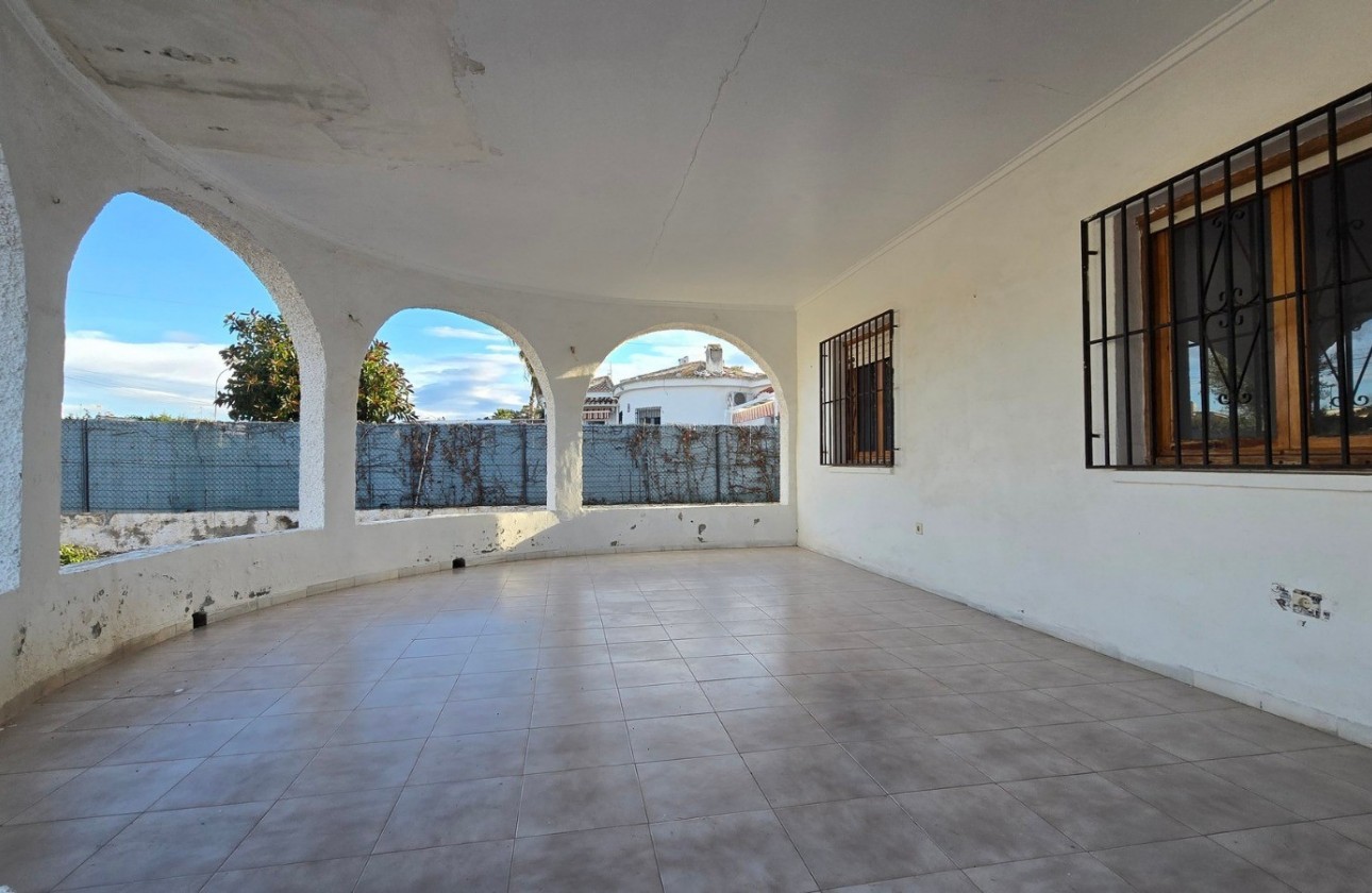 Wiederverkauf - Detached Villa - Torrevieja - El chaparral