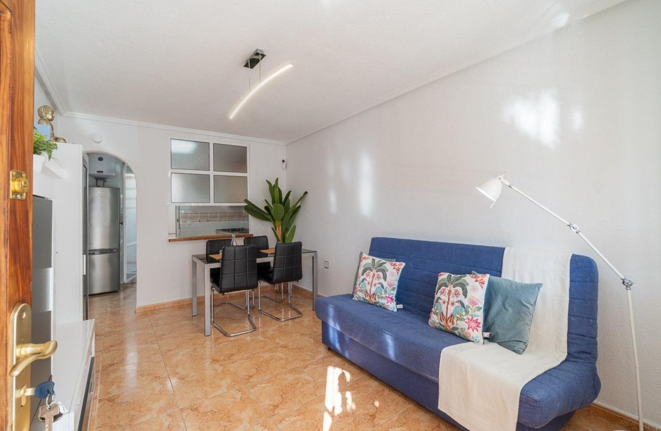 Wiederverkauf - Detached Villa - Torrevieja - El limonar