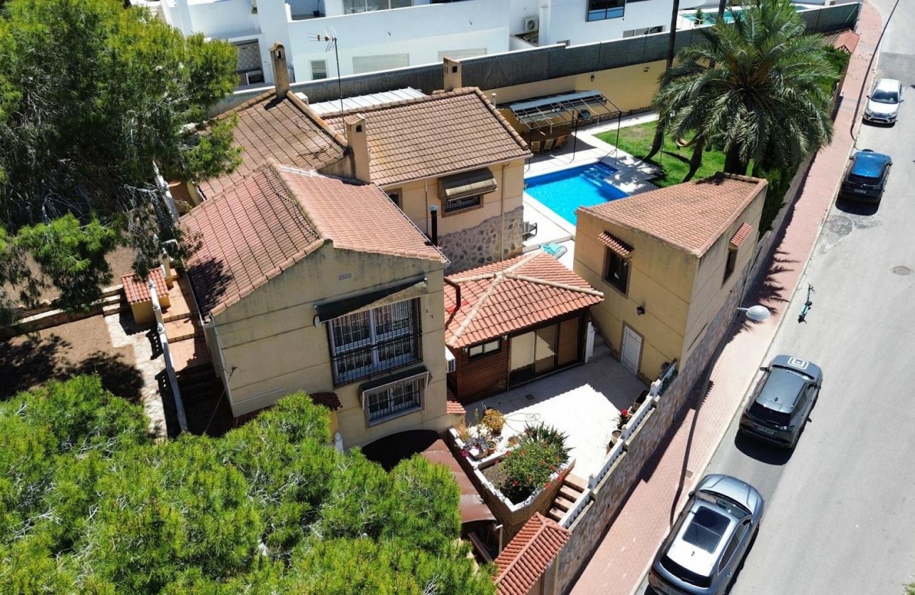Wiederverkauf - Detached Villa - Torrevieja - Los Balcones - Los Altos del Edén