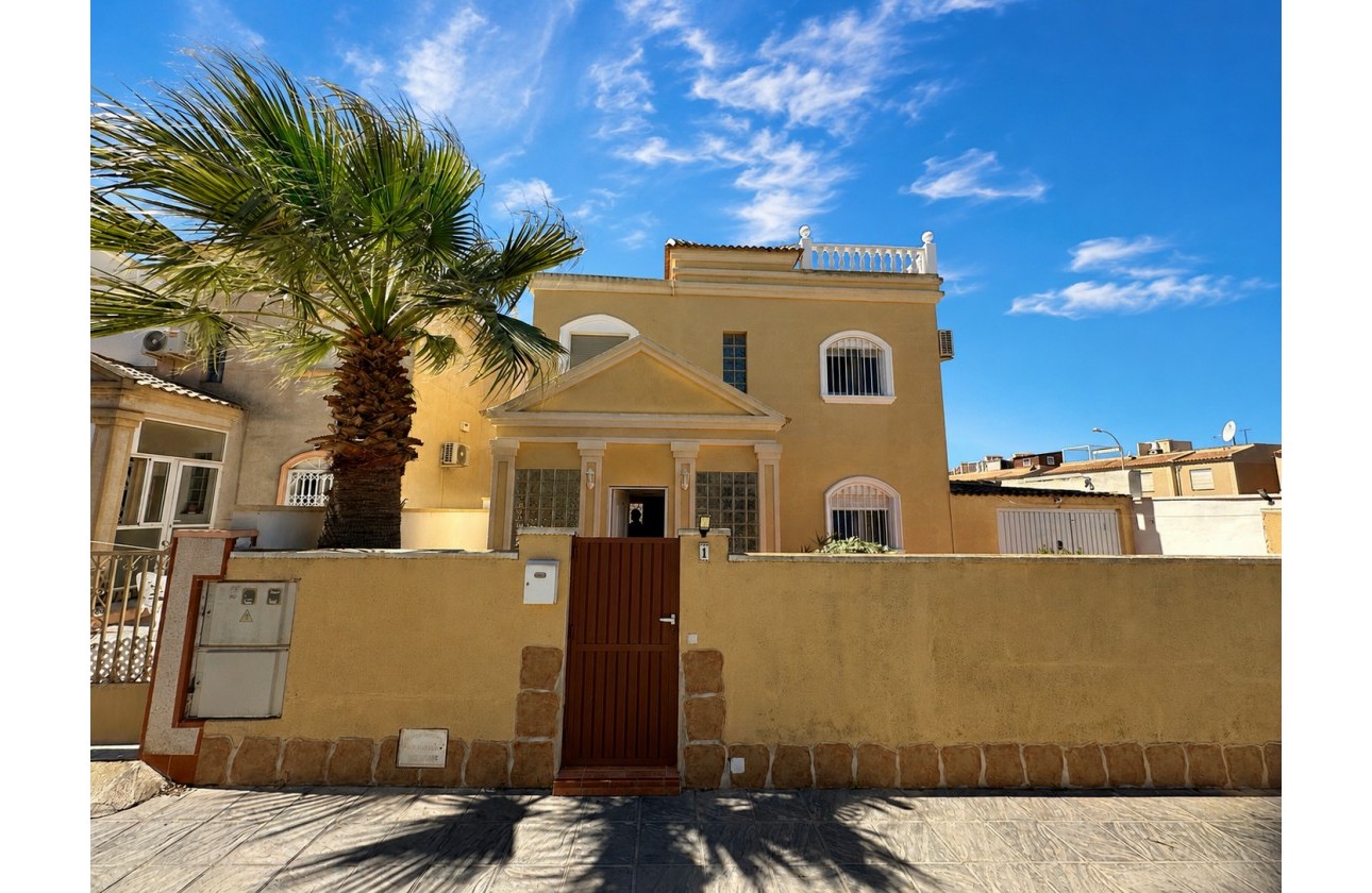 Wiederverkauf - Detached Villa - Torrevieja - Nueva Torrevieja - Aguas Nuevas