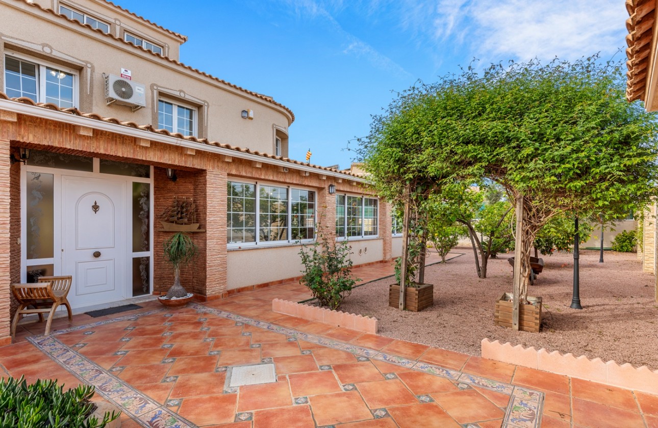 Wiederverkauf - Detached Villa - Torrevieja