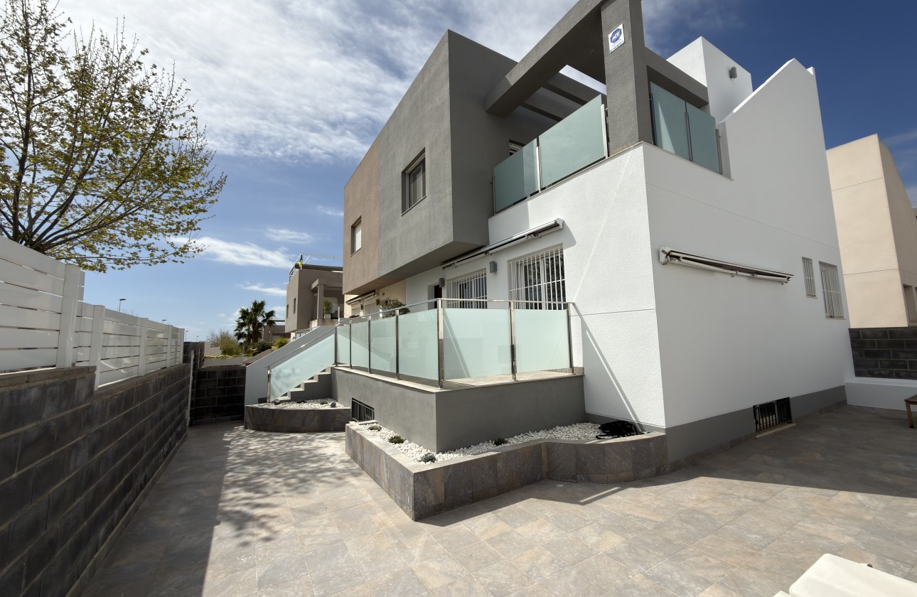 Wiederverkauf - Detached Villa - Torrevieja