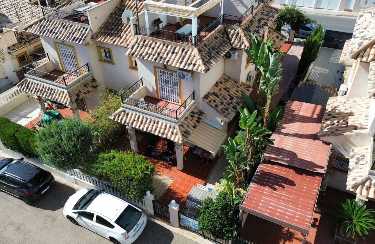 Wiederverkauf - Semi Detached Villa - Orihuela Costa - Lomas de Cabo Roig