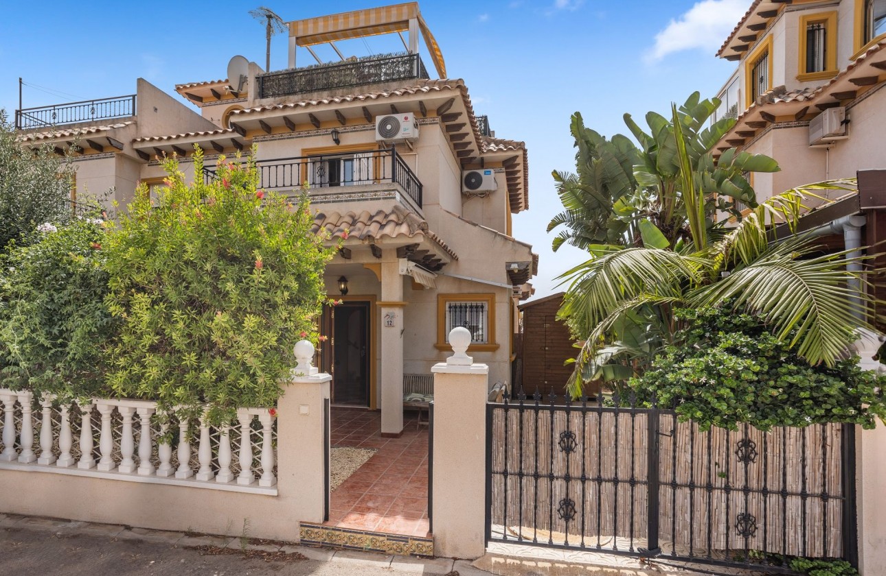 Wiederverkauf - Semi Detached Villa - Orihuela Costa - Lomas de Cabo Roig
