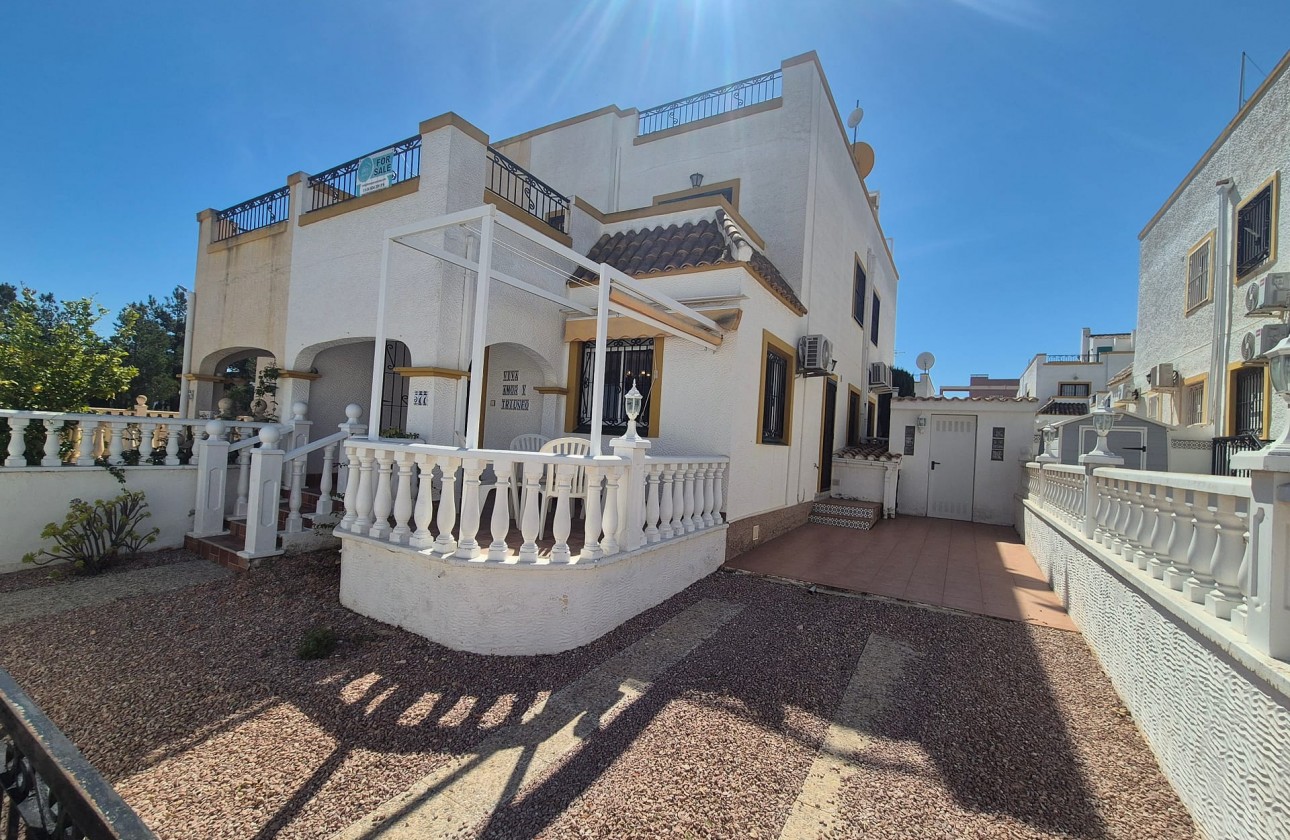 Wiederverkauf - Semi Detached Villa - Orihuela Costa - Los Altos