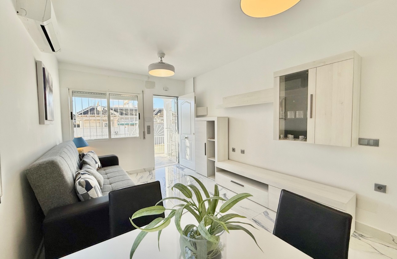 Wiederverkauf - Semi Detached Villa - Torrevieja - El chaparral