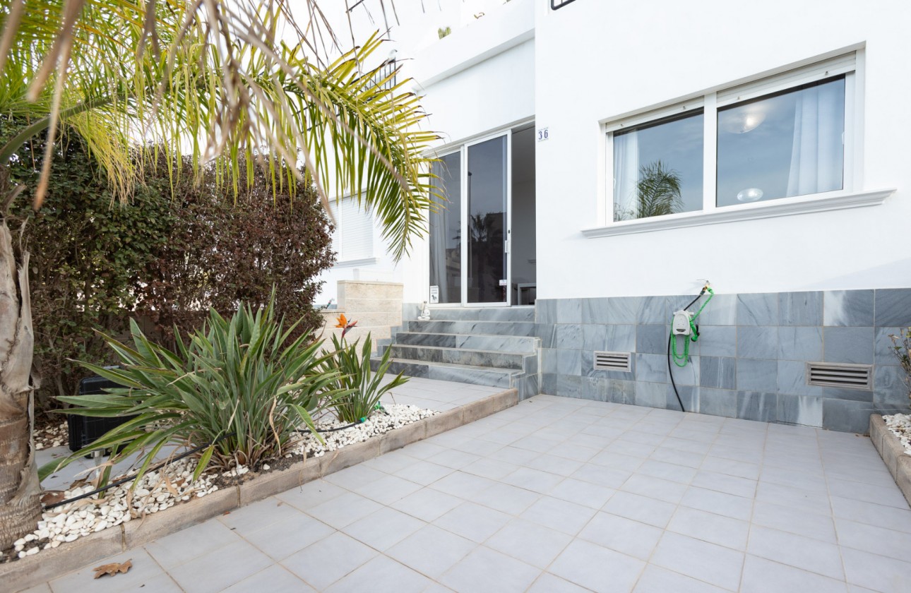 Wiederverkauf - Semi Detached Villa - Torrevieja - Nueva Torrevieja - Aguas Nuevas