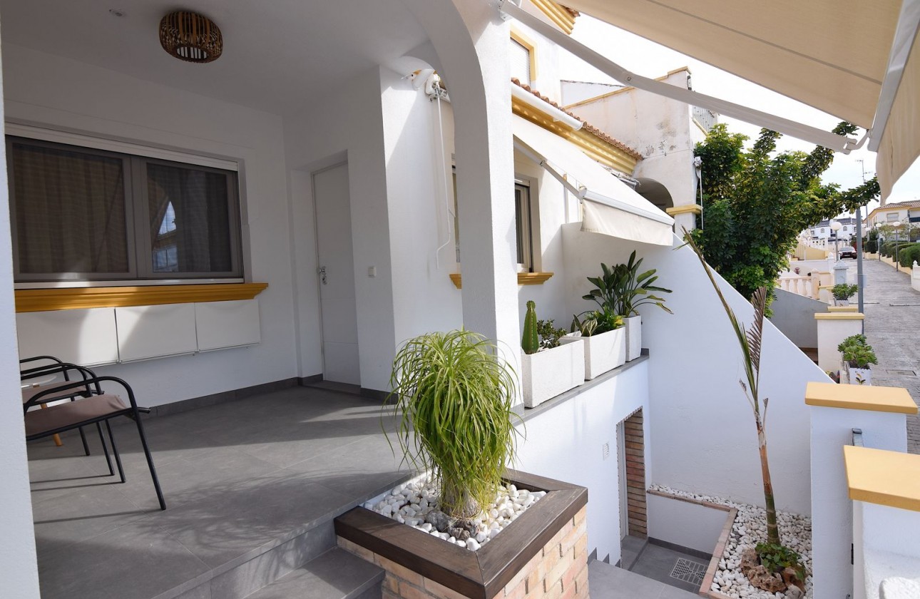 Wiederverkauf - Stadthaus - Orihuela Costa - La Florida