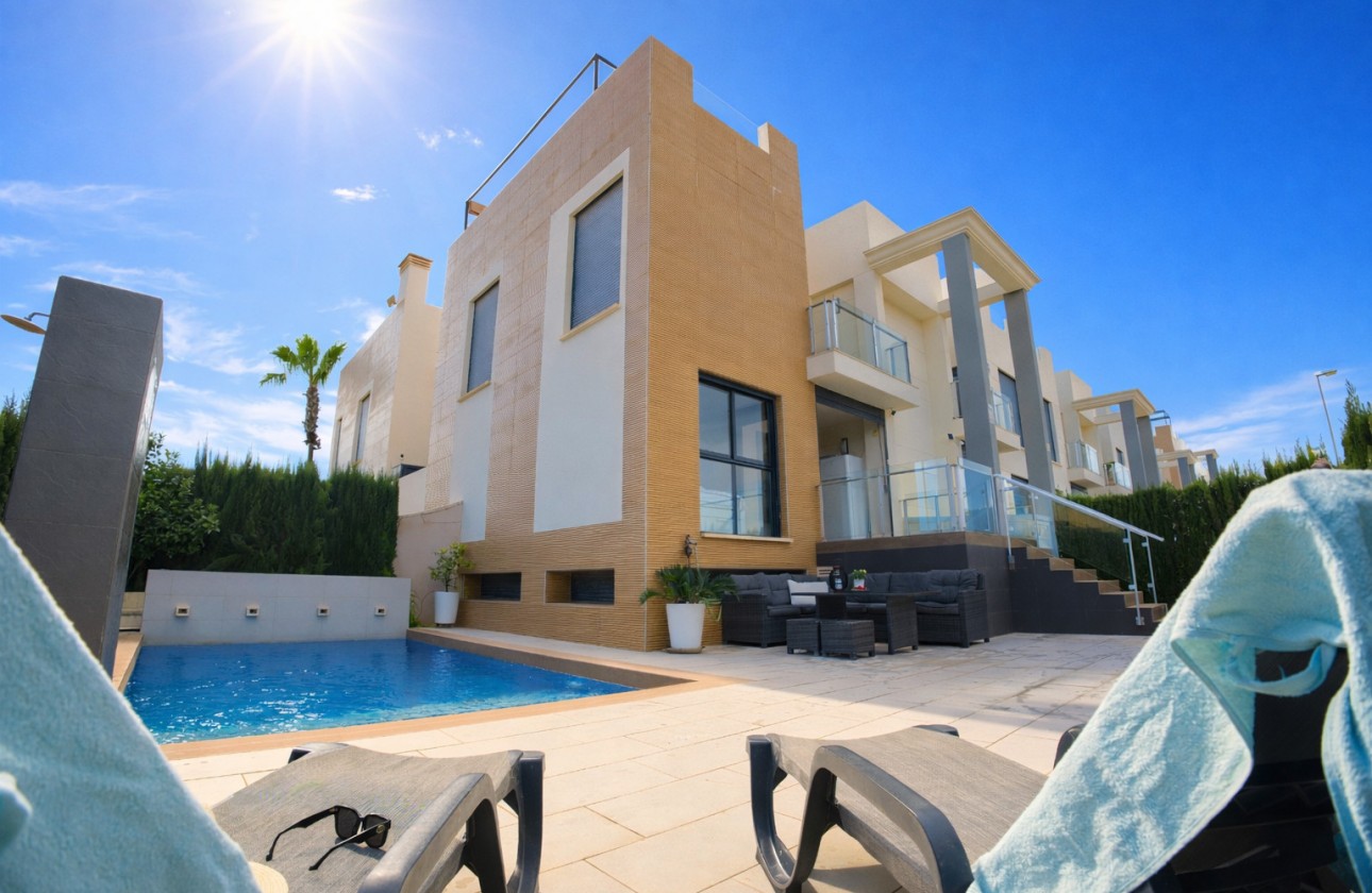 Wiederverkauf - Stadthaus - Orihuela Costa - La Zenia