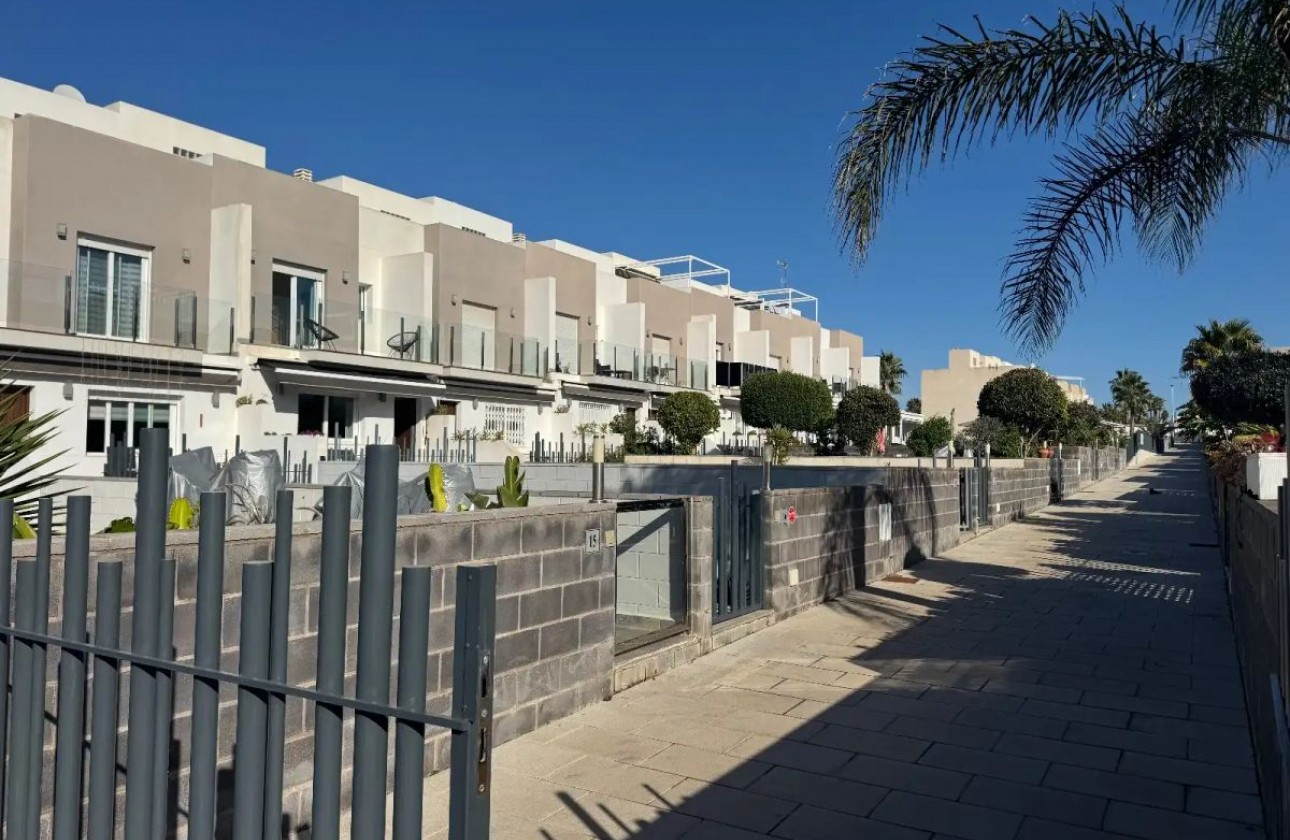 Wiederverkauf - Stadthaus - Torrevieja - Nueva Torrevieja - Aguas Nuevas
