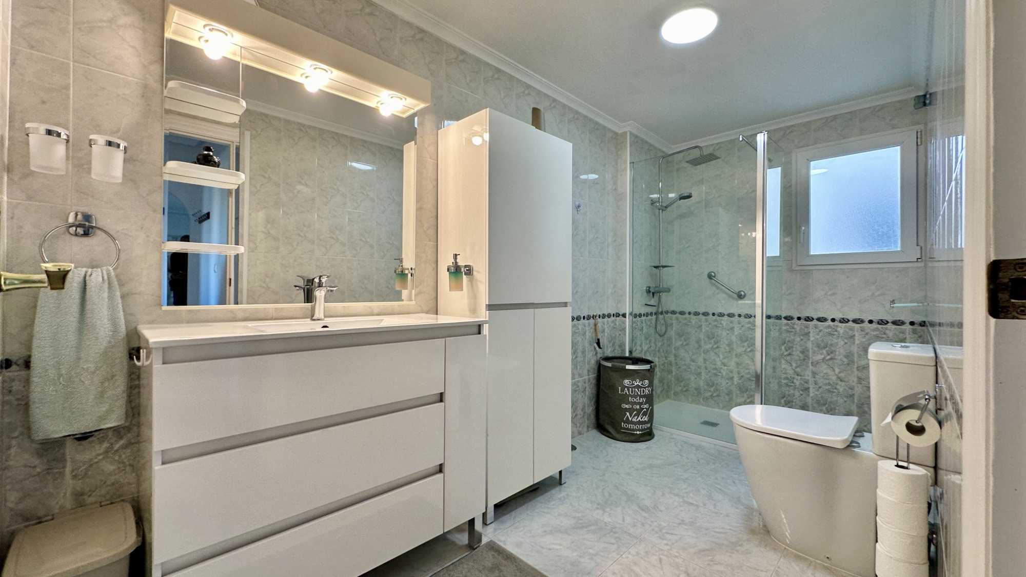 Apartment in Playa Flamenca - Image 4