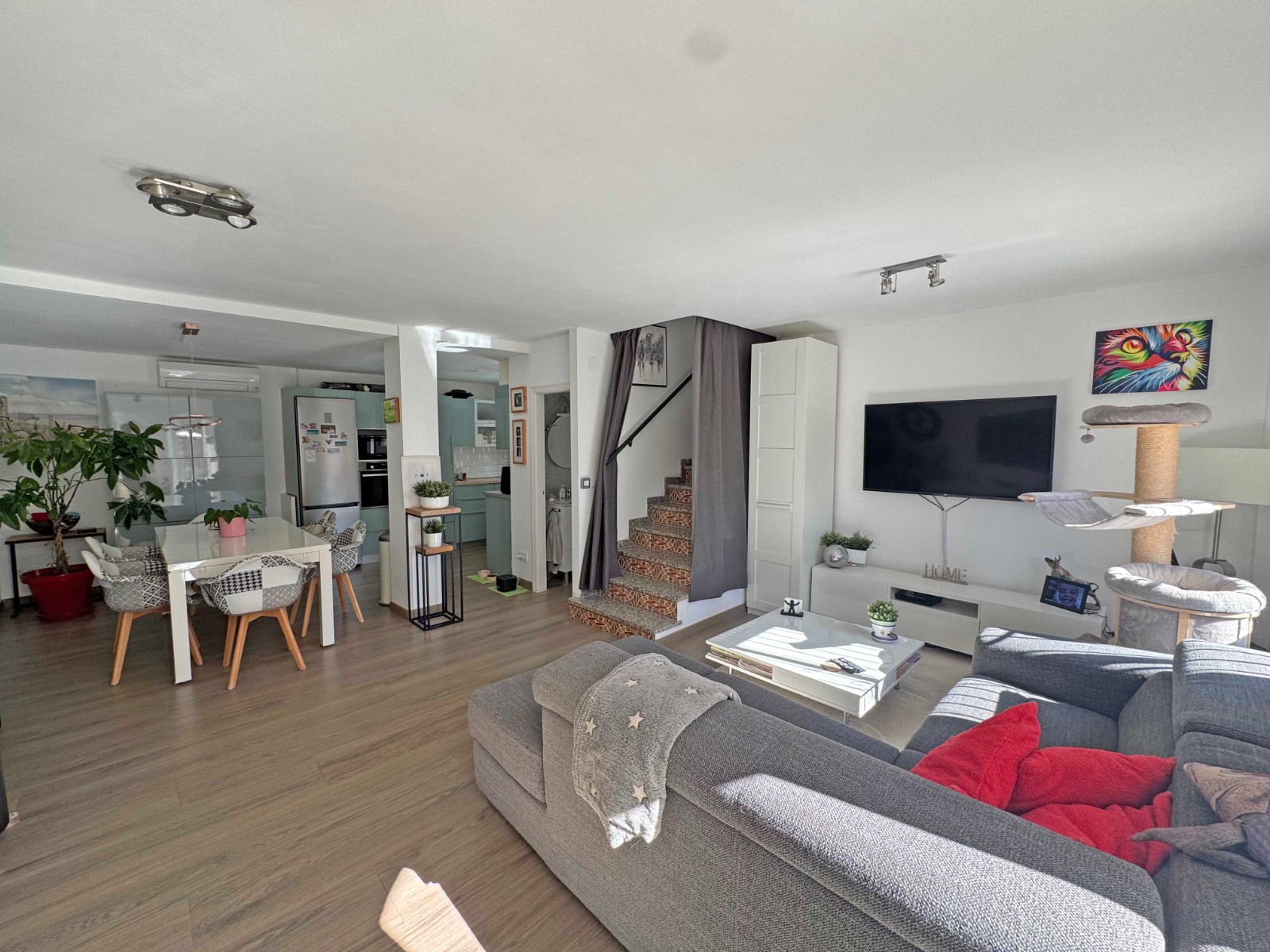 House in Villamartin - Image 3