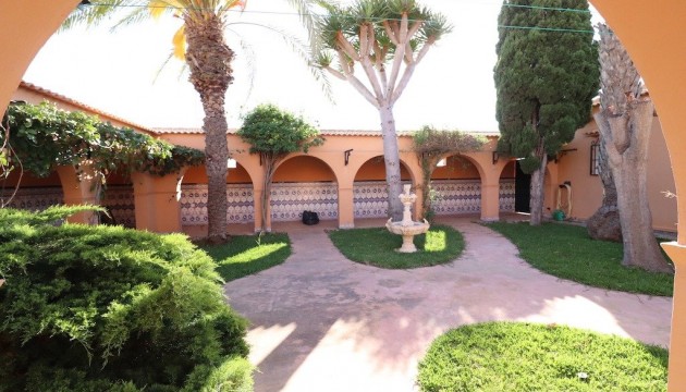 Begagnad - Fristående Villa - Torrevieja - El chaparral