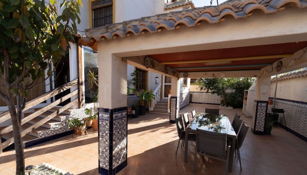 Begagnad - Fristående Villa - Orihuela Costa - Punta Prima