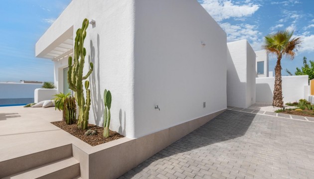 Neue Gebäude - Detached Villa - Los Alcazares