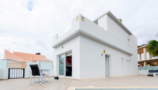 Новое здание - отдельная вилла - Torrevieja - La Siesta - El Salado -  Torreta