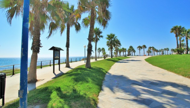 Перепродажа - отдельная вилла - Orihuela Costa - Playa Flamenca