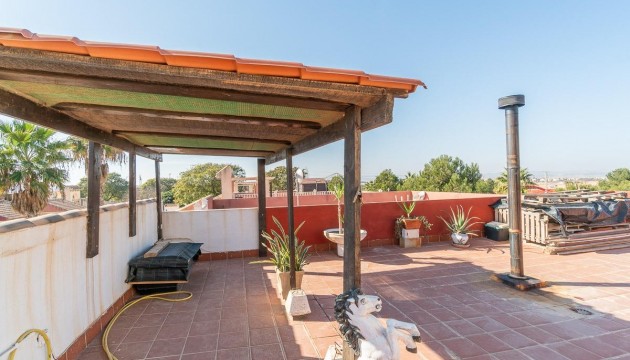 Перепродажа - отдельная вилла - Torrevieja - Nueva Torrevieja - Aguas Nuevas