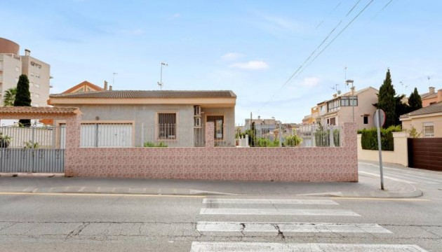 Wiederverkauf - Detached Villa - Torrevieja - Nueva Torrevieja - Aguas Nuevas