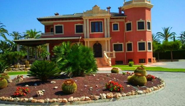 Herverkoop - Detached Villa - Elche