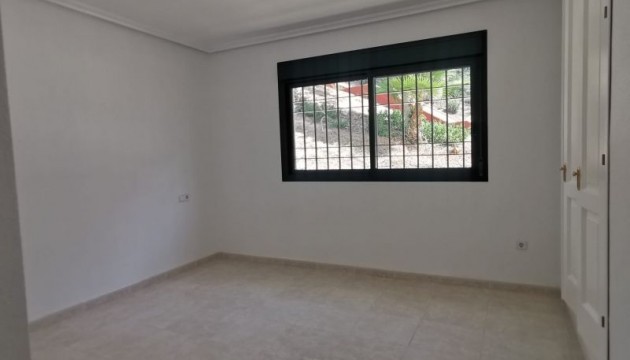 Resale - Apartment - Orihuela Costa