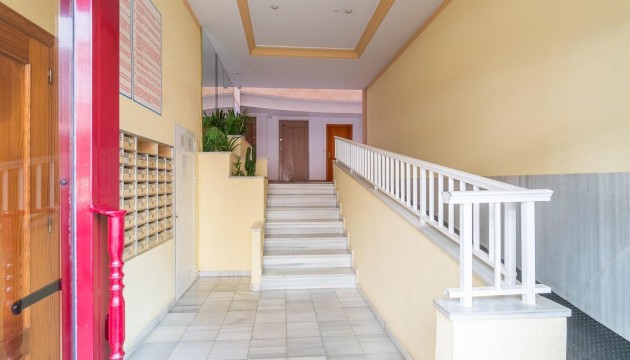 Resale - Apartment - Torrevieja