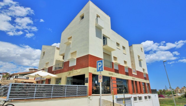 Wiederverkauf - Apartment - Orihuela Costa - Villamartín
