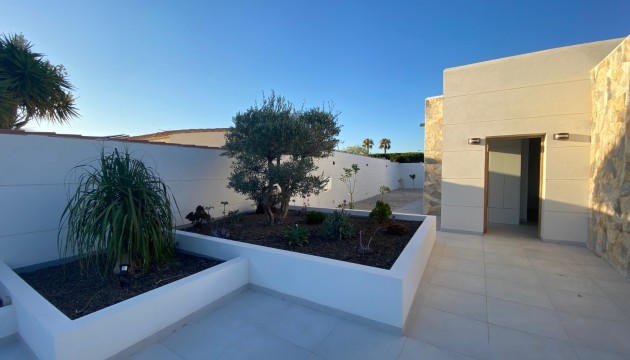 Herverkoop - Detached Villa - Torrevieja - Torreta Florida