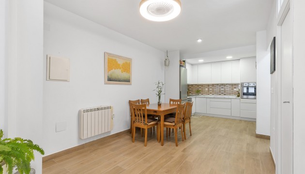 Перепродажа - Квартира - Orihuela Costa - La Zenia