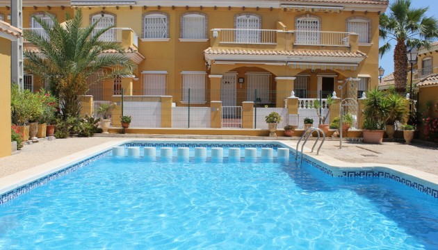 Resale - Townhouse - Orihuela Costa - La Zenia