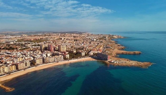 Neue Gebäude - Apartment - Torrevieja - Playa de los Locos