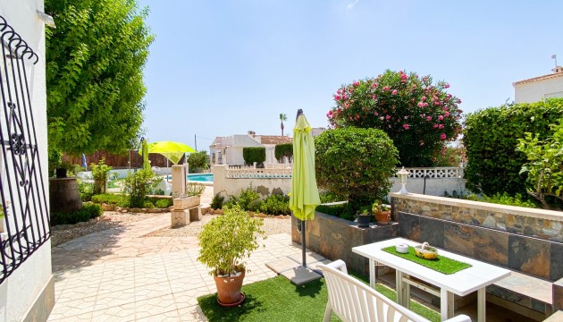 Wiederverkauf - Detached Villa - Torrevieja