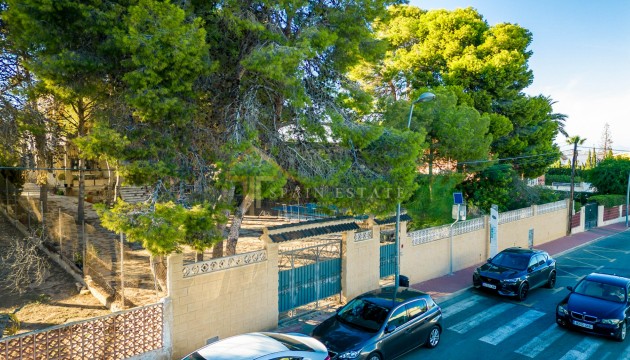 Перепродажа - отдельная вилла - Torrevieja - Los Balcones - Los Altos del Edén