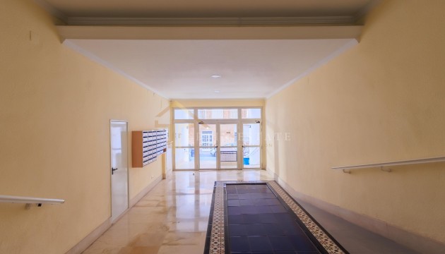 Herverkoop - Apartment - Torrevieja - Centro