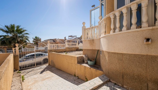 Wiederverkauf - Detached Villa - Orihuela Costa - Villamartín