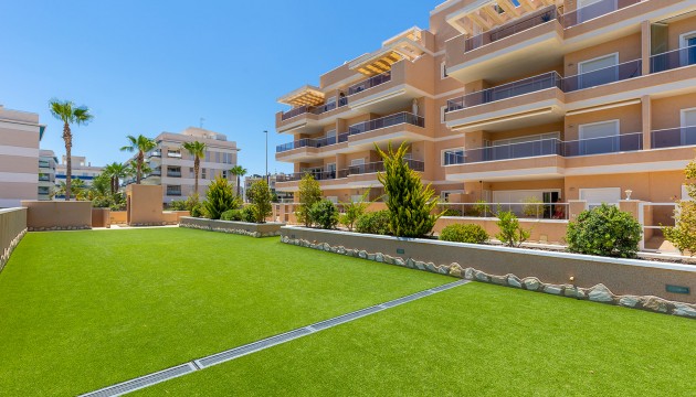 Herverkoop - Apartment - Orihuela Costa - Villamartín