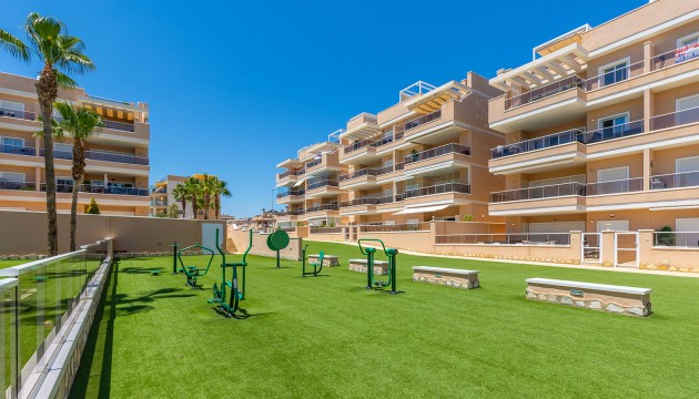 Herverkoop - Apartment - Orihuela Costa - Villamartín