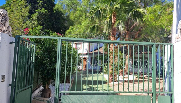 Wiederverkauf - House - Orihuela Costa - Orihuela