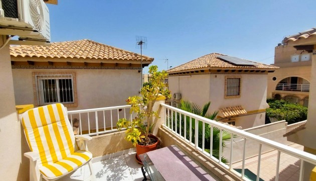 Resale - Semi Detached Villa - Torrevieja - Las calas