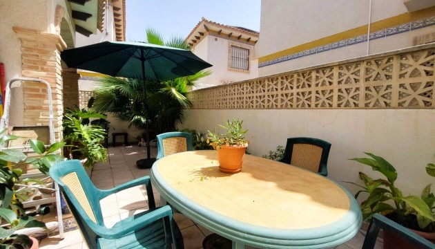 Resale - Semi Detached Villa - Torrevieja - Las calas