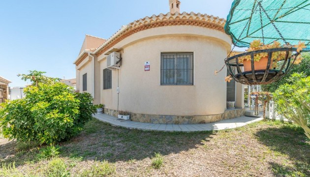 Перепродажа - отдельная вилла - Orihuela Costa - Playa Flamenca