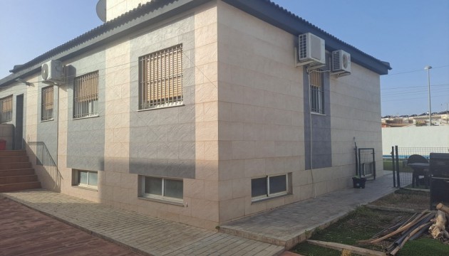 Begagnad - Fristående Villa - Torrevieja