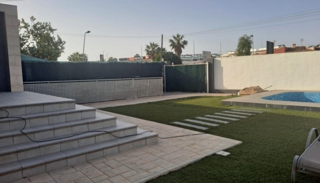 Begagnad - Fristående Villa - Torrevieja